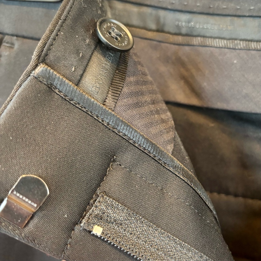 BURBERRY 
Burberry London Black Wool Blend
Tailored Trousers - Picture 11 of 15